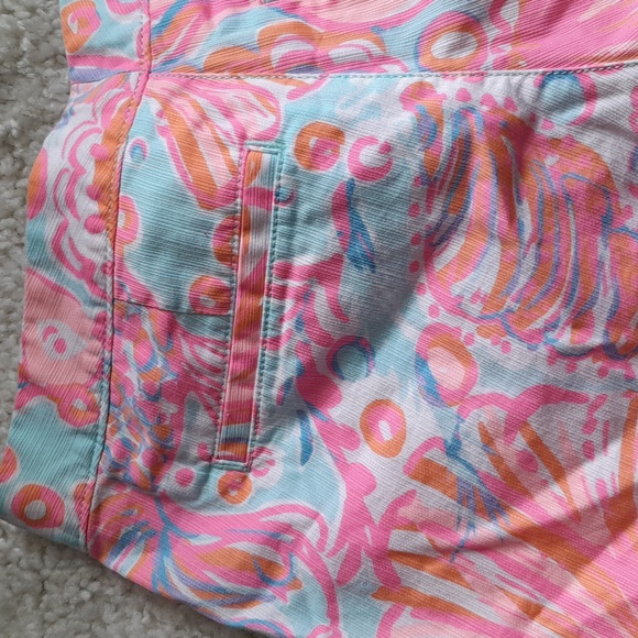 LILLY PULITZER buttercup shorts in too much bubbly  size 2 - Picture 11 of 16